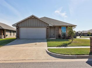 19704 Forsythe Dr, Edmond, OK 73012