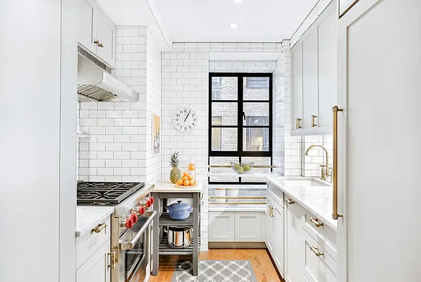 Sold by Compass | media 16