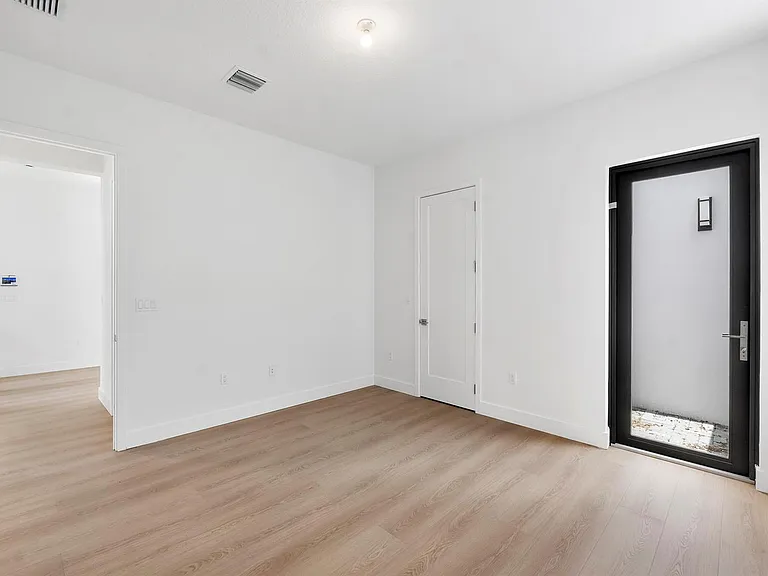 9322 Sunflower Meadow Rd — Photo 22