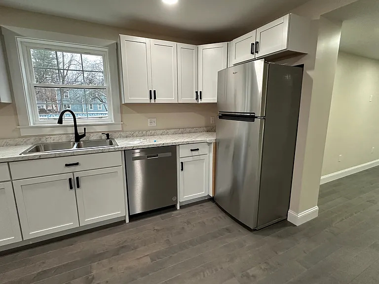 242 Varney Mill Rd — Photo 4
