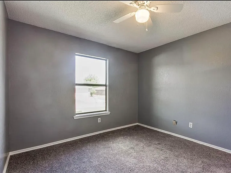 8412 Bellmon Ave — Photo 14