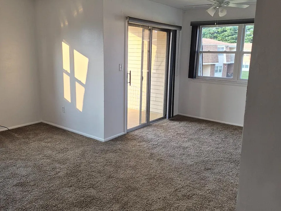34 Florence Tollgate Pl #8
