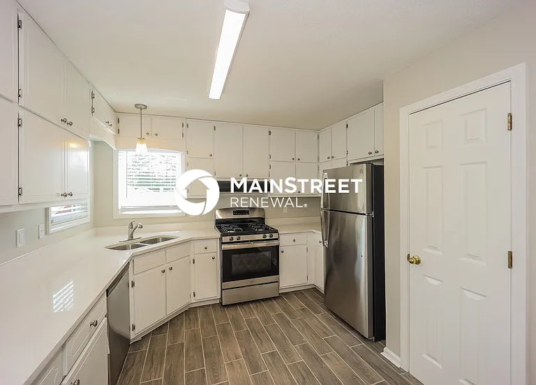 1463 Stonewood Ct — Photo 9