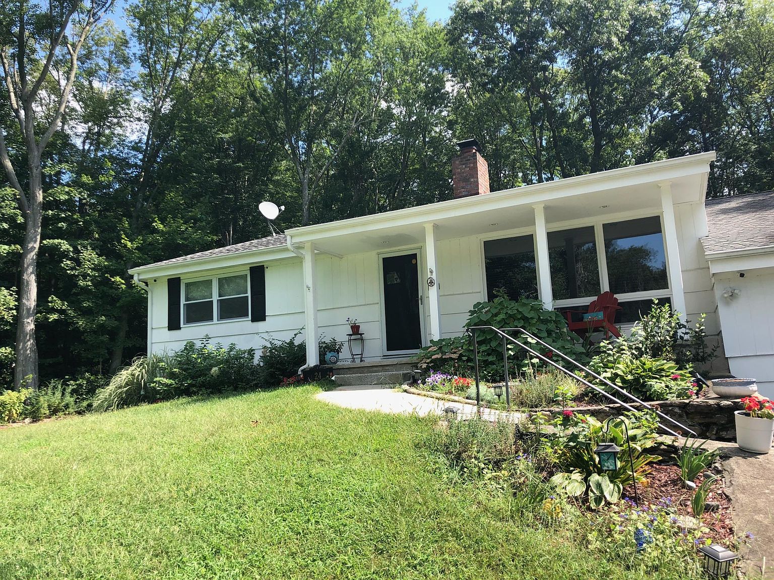 24 b Cir, Monroe, CT 06468 Zillow