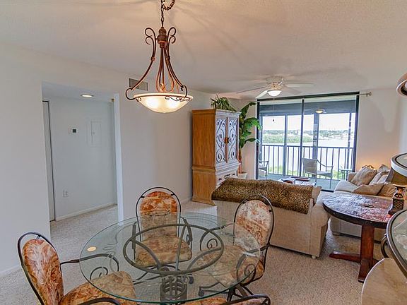 5th image of 1332 Pasadena Ave S APT 506