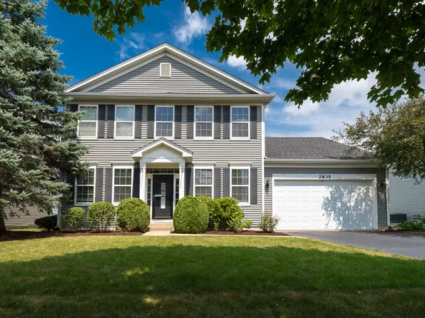 2835 Liberty Lakes Blvd, Wauconda, IL 60084