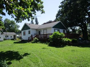 20819 Oak Grove Rd, Harvard, IL 60033