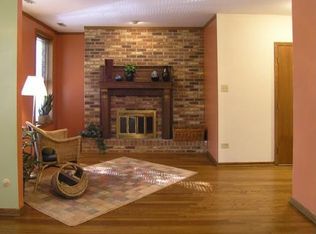 3840 N Sheffield Ave, Chicago, IL 60613
