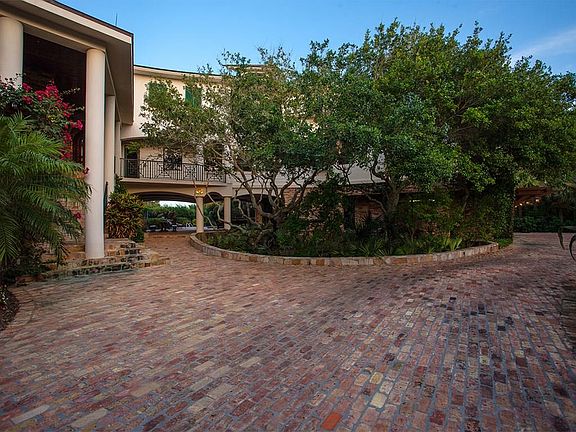 2nd image of 191 Beachside Dr