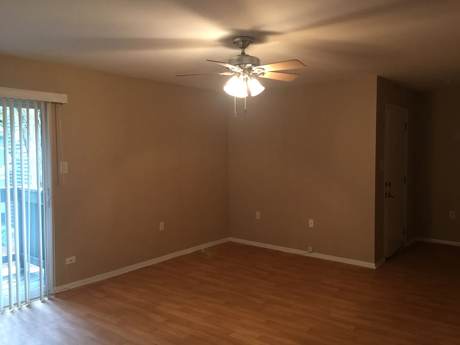 1 bed, 750 sqft, $1,350 — Photo 1