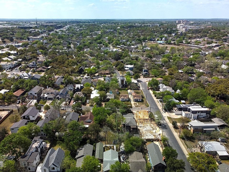 1st image of 304 Ben Howell Dr