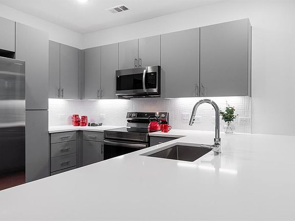 5th image of 4801 Springdale Rd #2010