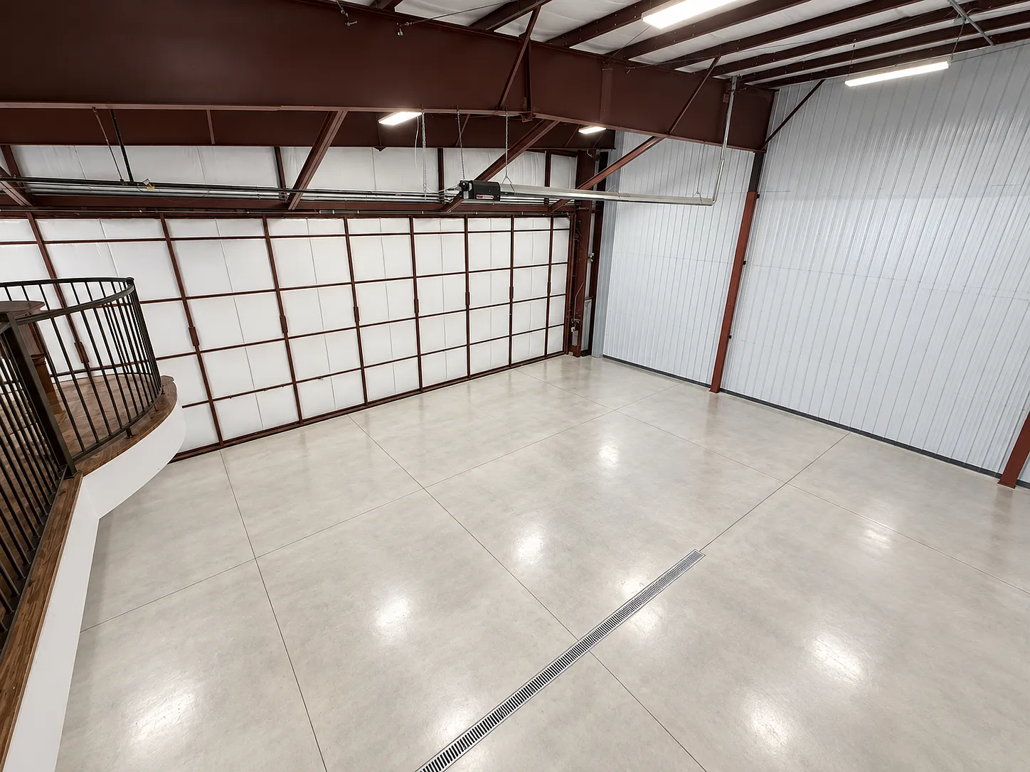 1 bed, 1.5 bath, 3600 sqft, $1,600 — Photo 4