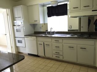 17100 Van Aken Blvd APT 205, Cleveland, OH 44120