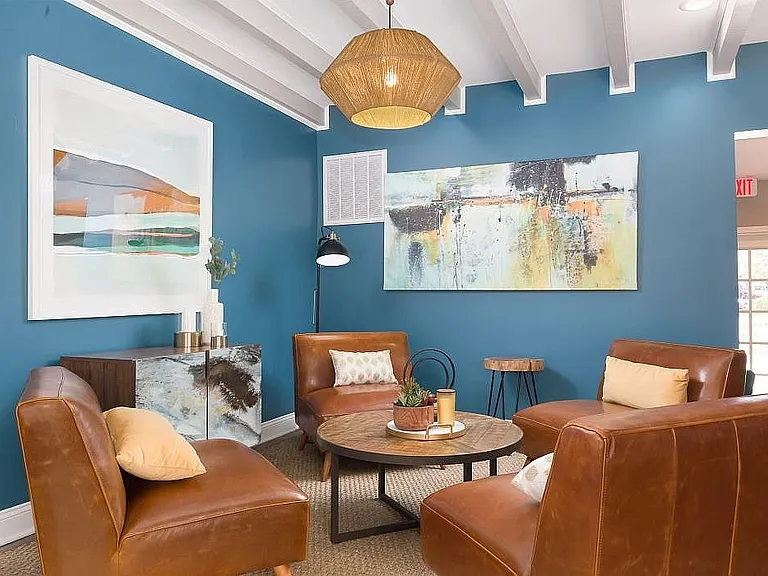 Leasing Office