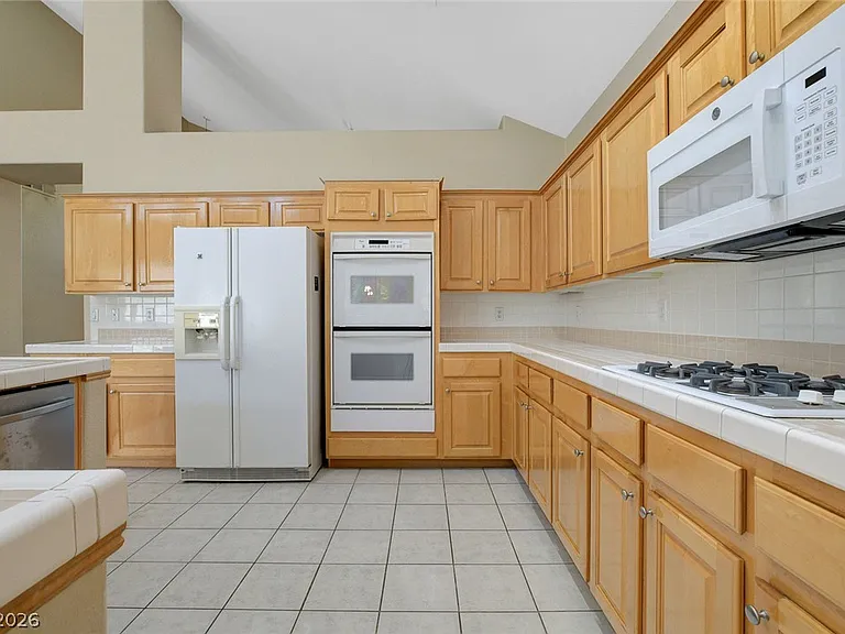 1209 Corona Valley St — Photo 18