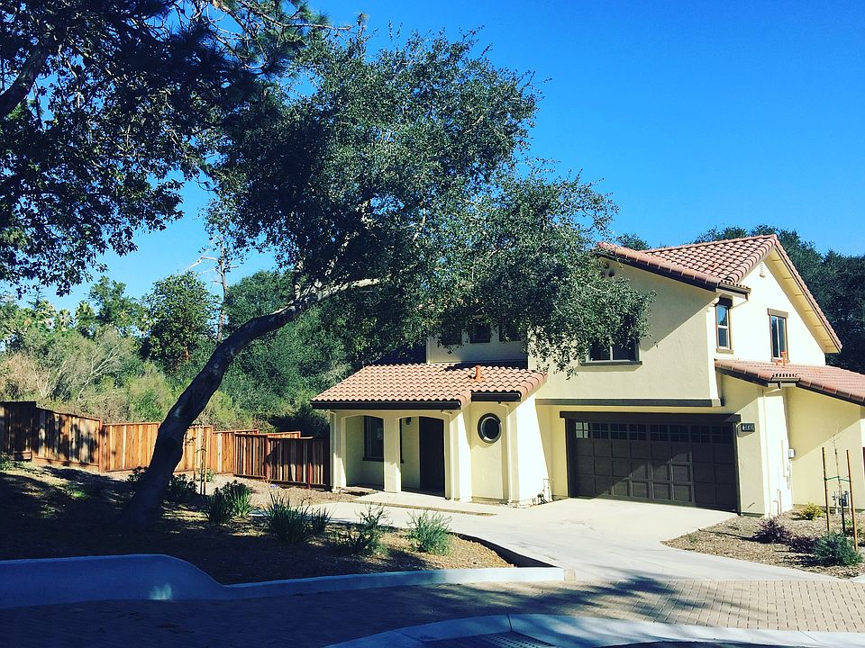 1st image of 364 Collado Dr