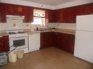 4712 196th St, Flushing, NY 11358