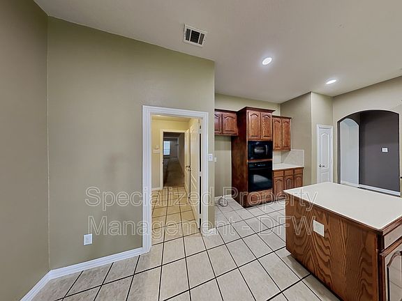 5th image of 105 Golden Meadow Dr