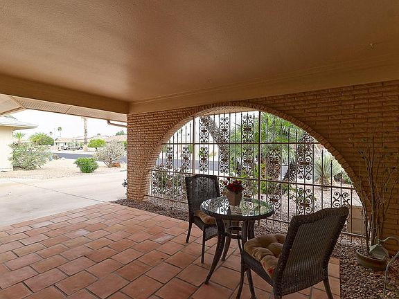 05 Front Patio 12619 W Butterfield