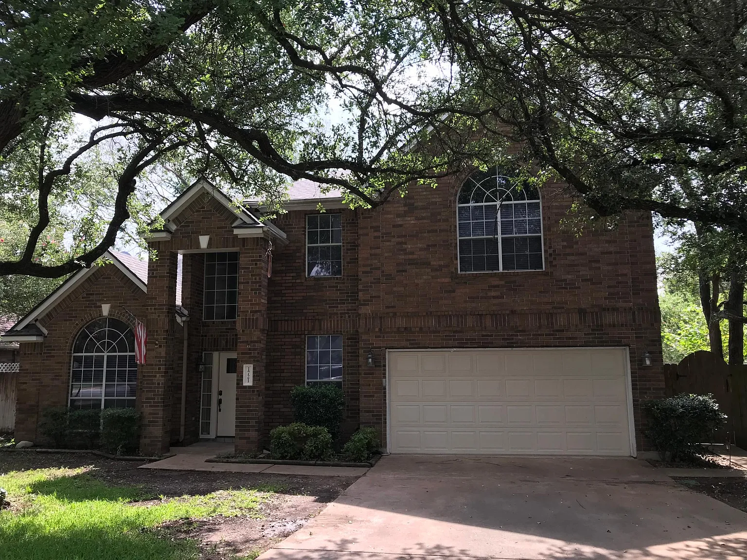 1721 Woods Blvd — Photo 4