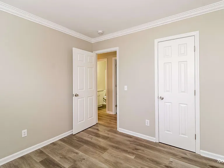 3911 Tutbury Dr — Photo 13