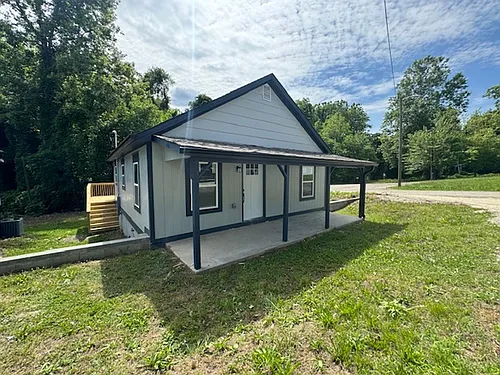 415 Spring Ct Photo 1