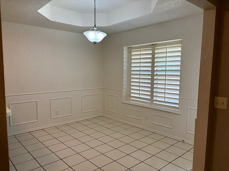 701 Goshawk Dr — Photo 11