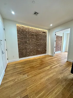 Rented by Aron Fried, LREB | media 19