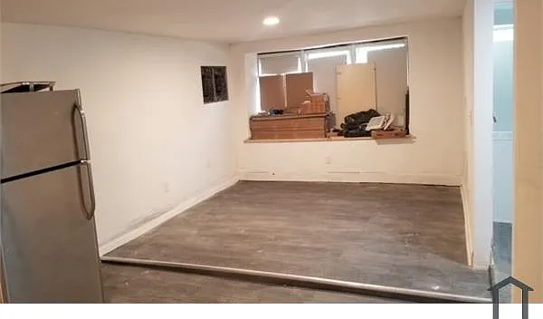 1 bed, $1,000 — Photo 2