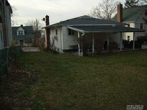 5th image of 9 Jackson St