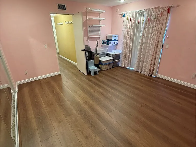 2226 Calle Leon — Photo 18