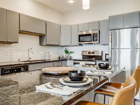 Maven Apartments