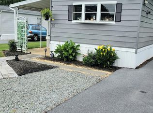 56 Lobin Rd, East Earl, PA 17519