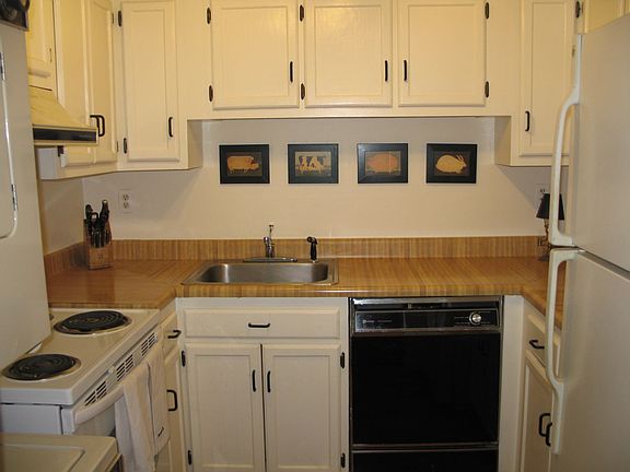 4th image of 17 Briarcliff Dr S #17