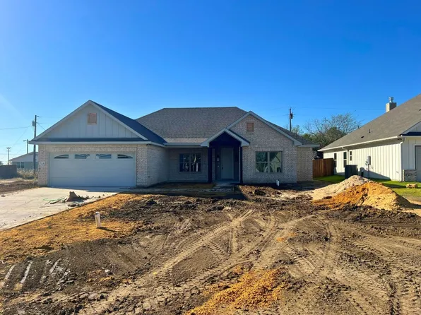 314 E Lloyd St, Krum, TX 76249