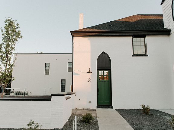 3rd image of 475 N Galapago St #3
