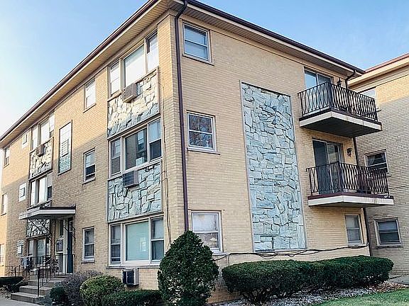 4th image of 7709 W Marwood Ave