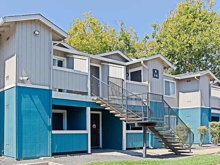 Creekview Homes — Photo 15