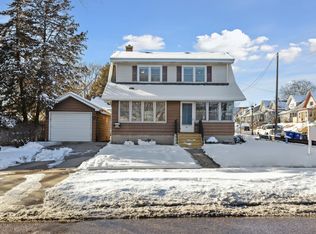 597 Lexington Pkwy N, Saint Paul, MN 55104