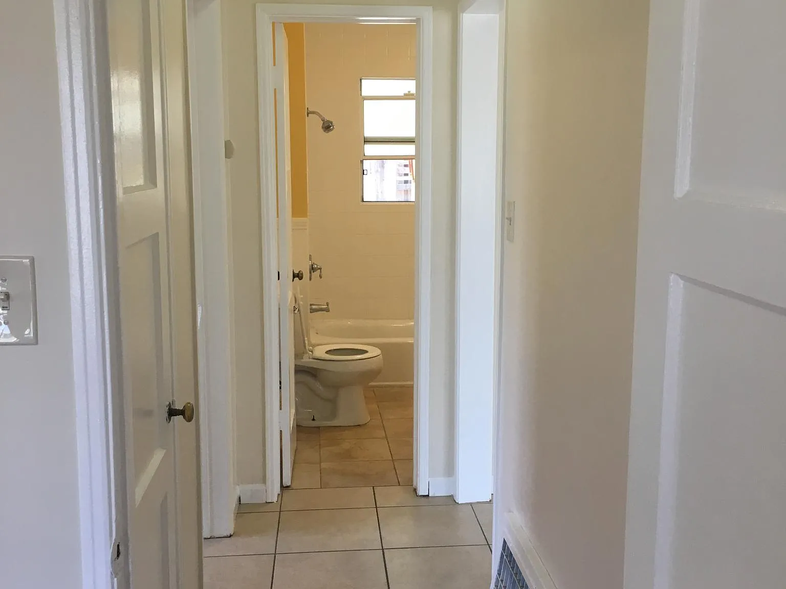 2 bed, 1.5 bath, 1174 sqft, $3,400 — Photo 3