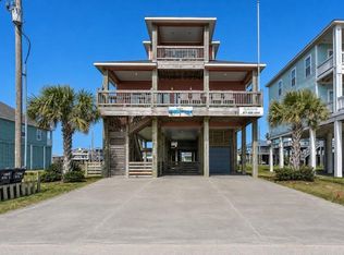 1963 Avenue J, Crystal Beach, TX 77650