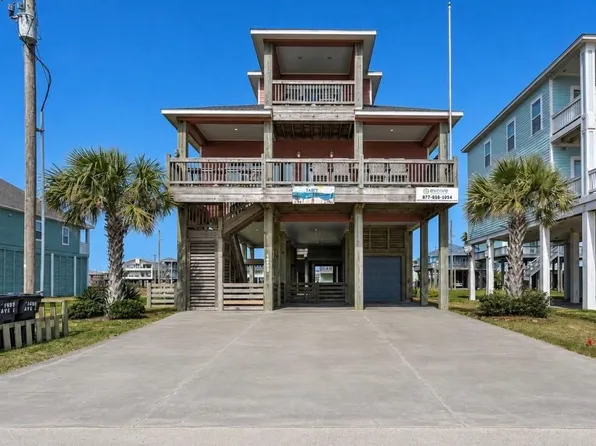 1963 Avenue J, Crystal Beach, TX 77650