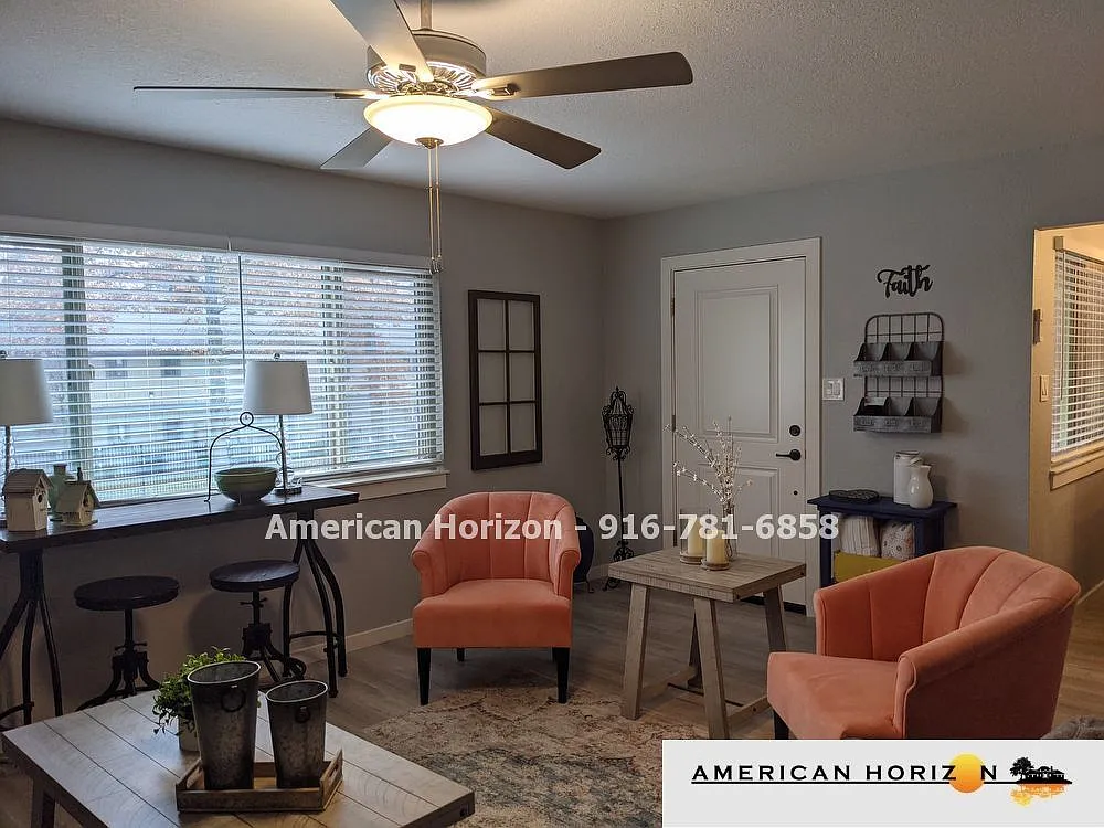 2 bed, 800 sqft, $1,695 — Photo 4