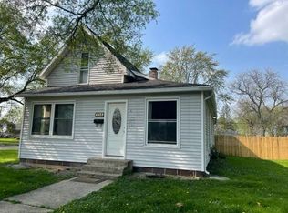 558 W Walnut St, Nappanee, IN 46550