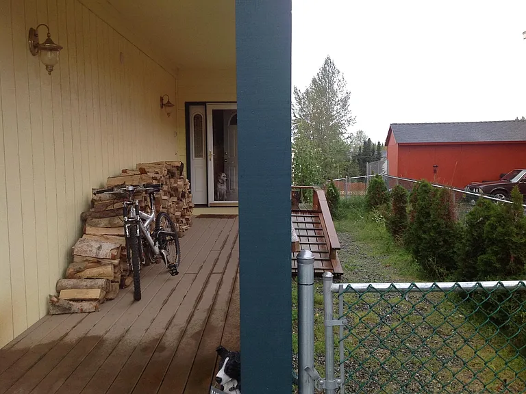 3657 Henderson Loop — Photo 4