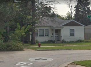 345 N Schubert St, Palatine, IL 60067