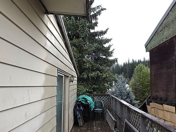 2nd image of 204 Clearwater Ave