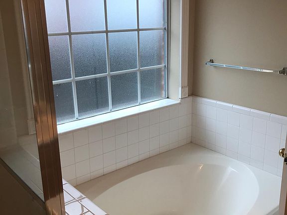 Garden tub