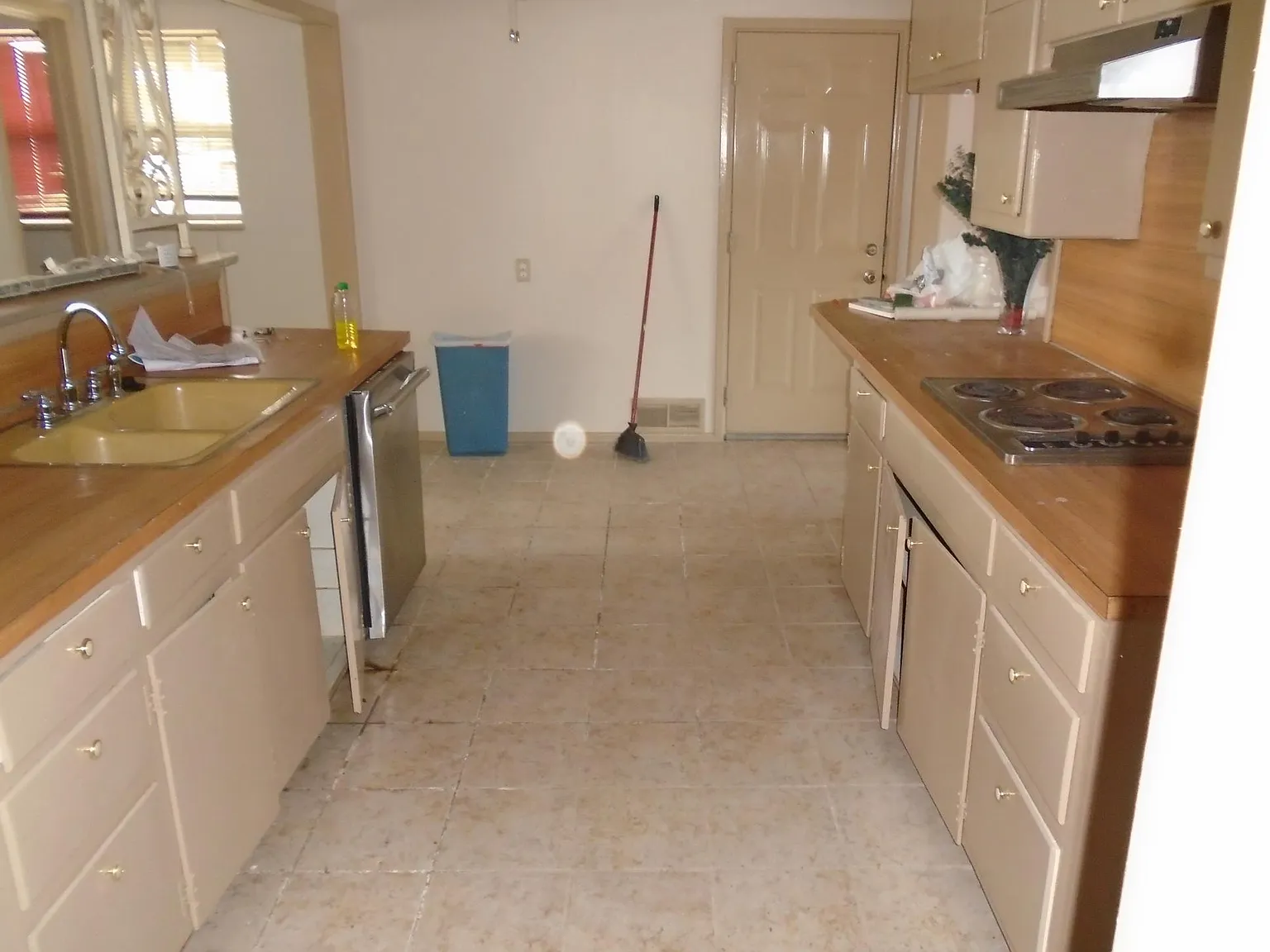 2 bed, 1.5 bath, 1500 sqft, $1,225 — Photo 4